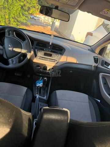 יונדאי i20