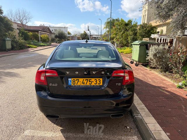 וולוו S60