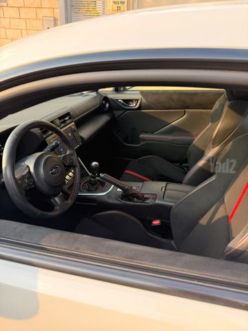 סובארו BRZ