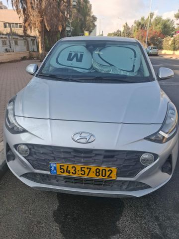 יונדאי i10
