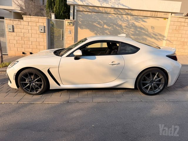 סובארו BRZ