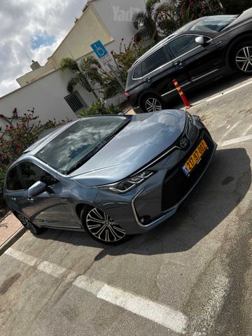 טויוטה קורולה