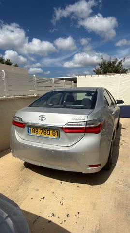 מודעת רכב טויוטה קורולה