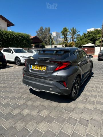 טויוטה C-HR