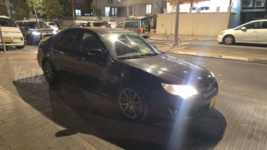 מודעת רכב סובארו B4/לגאסי
