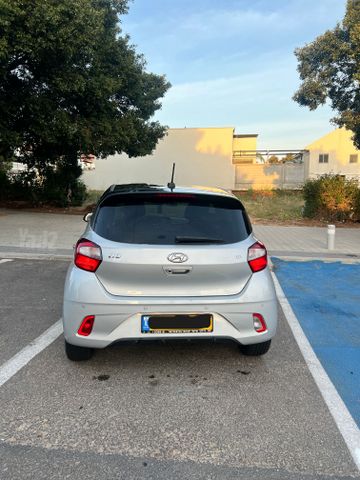יונדאי i10