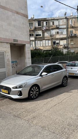 יונדאי i30