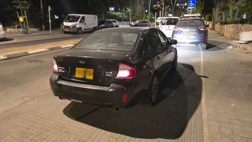 סובארו B4/לגאסי