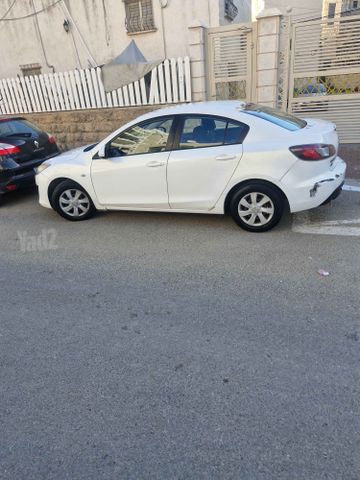 מאזדה 3