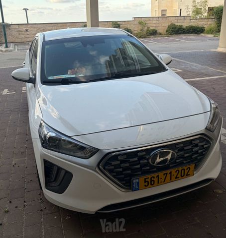 יונדאי איוניק