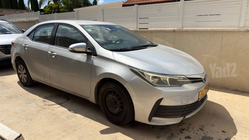 טויוטה קורולה