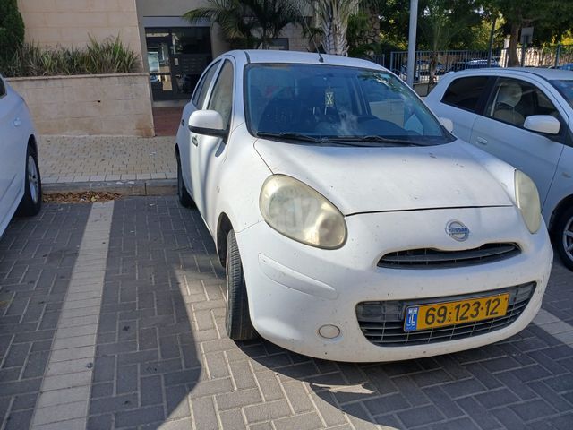 מודעת רכב ניסאן מיקרה