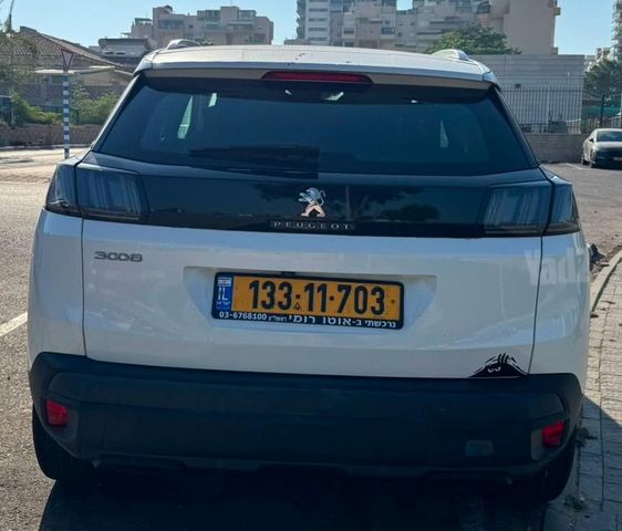 פיג'ו 3008