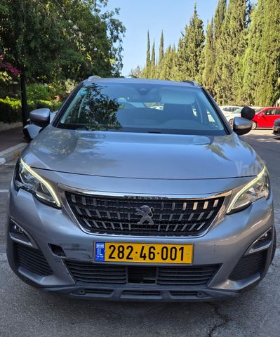 פיג'ו 3008