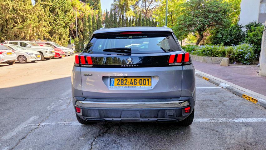 פיג'ו 3008