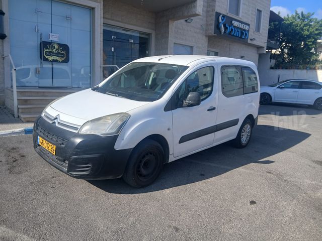 מודעת רכב סיטרואן ברלינגו 