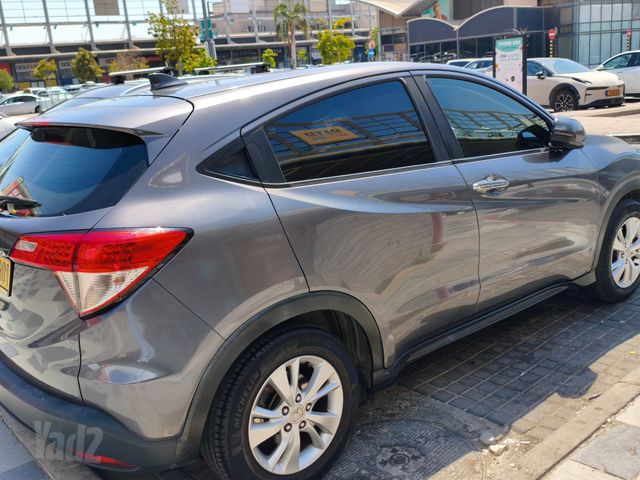 מודעת רכב הונדה HR-V