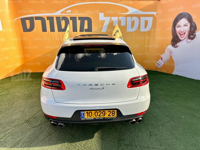 פורשה מקאן