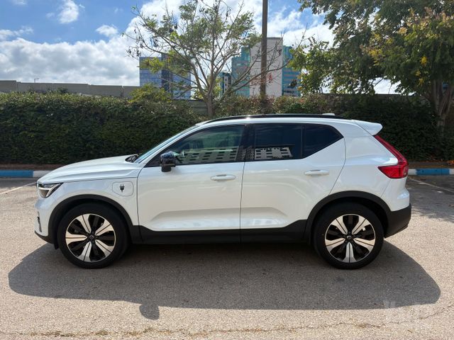 מודעת רכב וולוו XC40