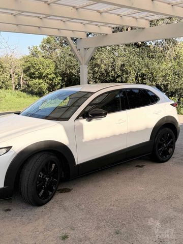 מודעת רכב מאזדה CX-30