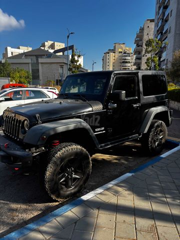 מודעת רכב ג'יפ רנגלר