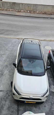 טויוטה RAV4