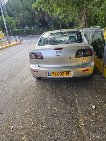 מאזדה 3