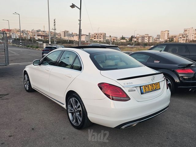 מרצדס-בנץ C-class