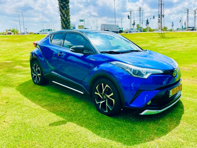 טויוטה C-HR