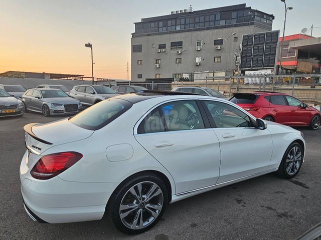 מרצדס-בנץ C-class
