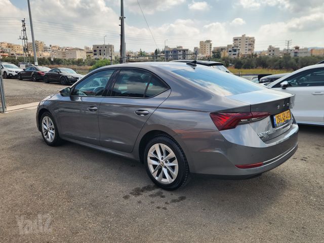 סקודה אוקטביה