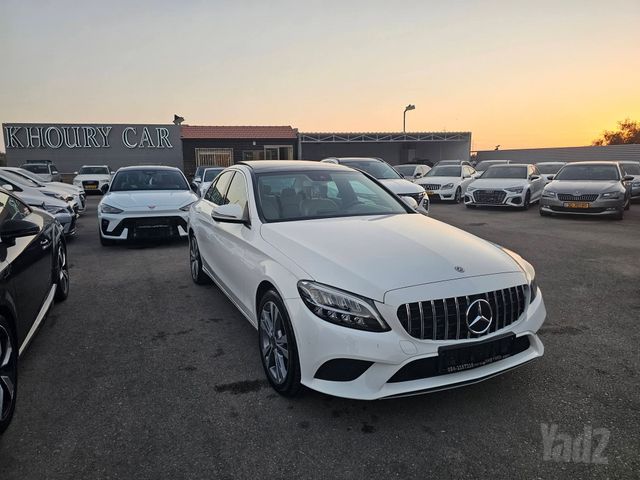 מרצדס-בנץ C-class