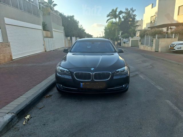 מודעת רכב ב מ וו סדרה 5