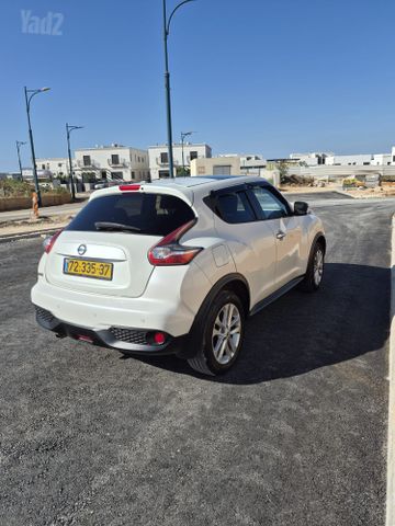 ניסאן ג'וק