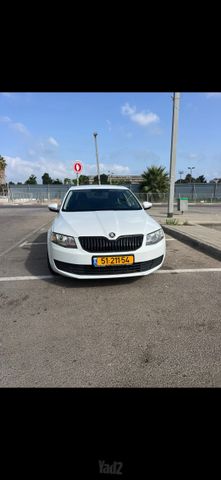 סקודה אוקטביה
