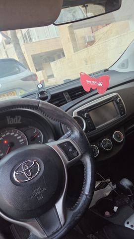 מודעת רכב טויוטה יאריס