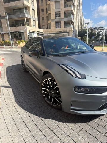 זיקר 001