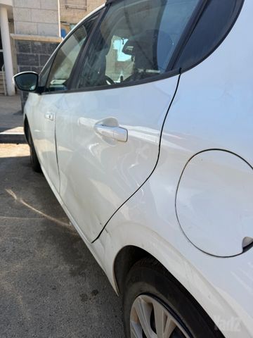 פיג'ו 208