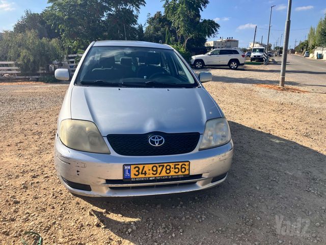 טויוטה קורולה