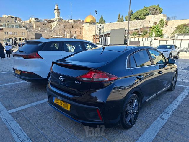 מודעת רכב יונדאי איוניק