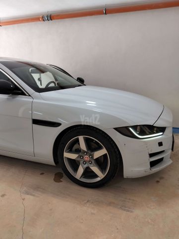יגואר XE