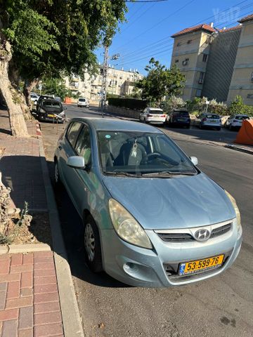 יונדאי i20