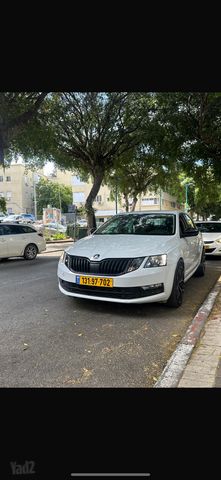 סקודה אוקטביה