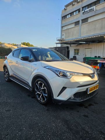 טויוטה C-HR