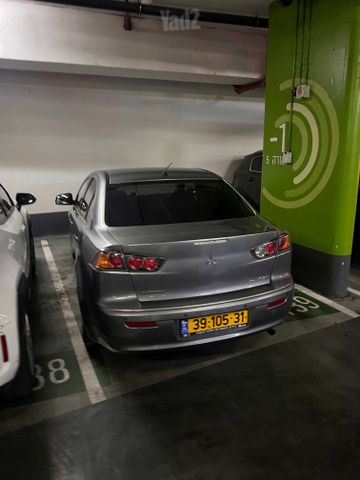 מיצובישי לנסר