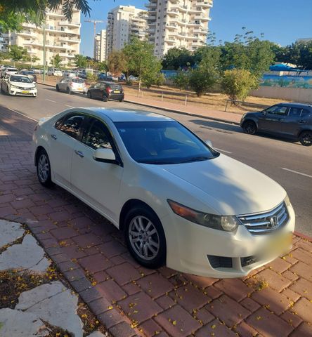 מודעת רכב הונדה אקורד