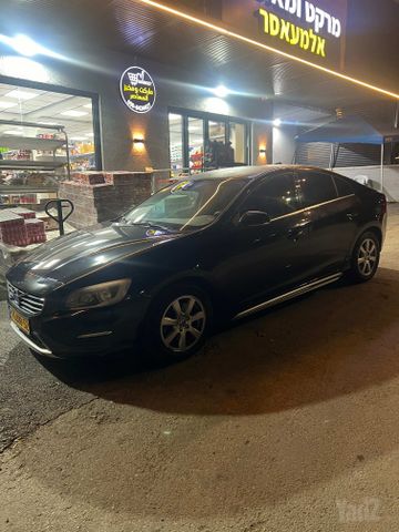 וולוו S60