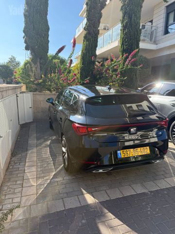 סיאט לאון