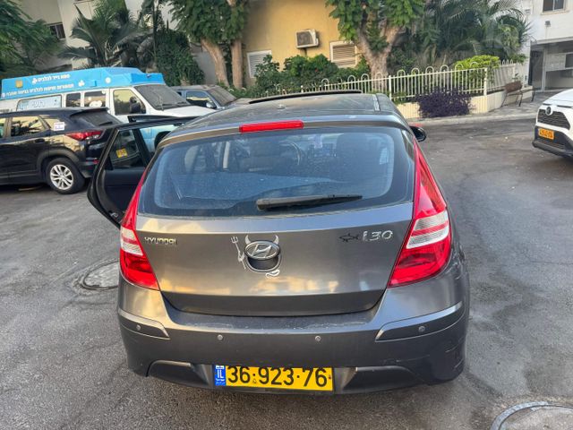 יונדאי i30