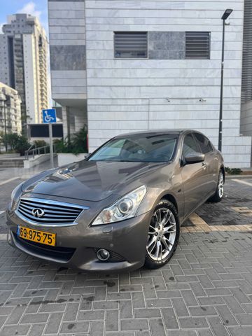 מודעת רכב אינפיניטי G37